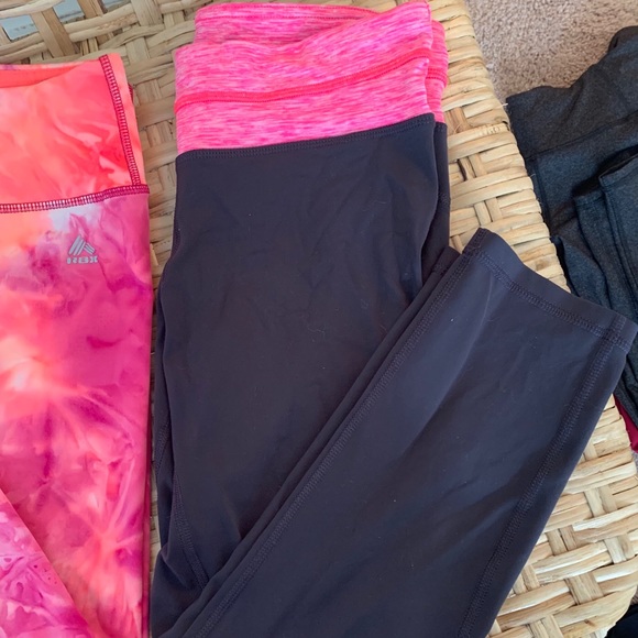 Two Leggings Small & Medium - Picture 4 of 5